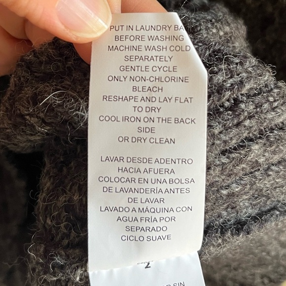 NWT Michael Kors V Neck Grey Black Wool Cotton Long Sleeve Sweater Hi-lo… - Picture 3 of 6